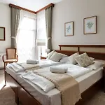 Kardosfa Hotel Zselickisfalud