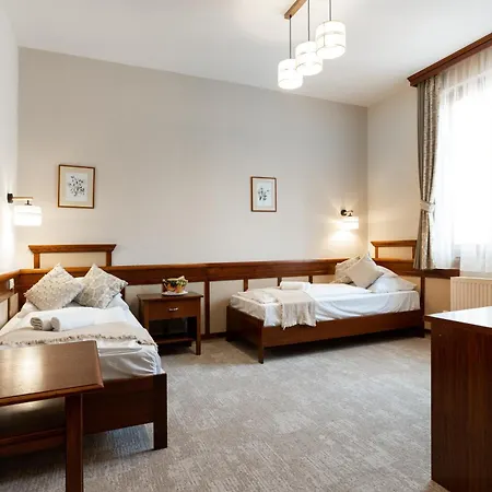 Hotel Kardosfa