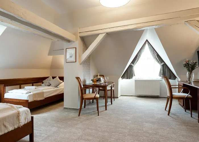 Hotel Kardosfa 3*